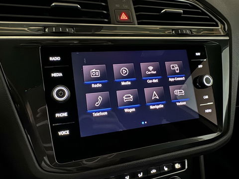 Volkswagen Tiguan 1.5 TSI R-Line Black Edition Pano Virtual Trekh. NAP