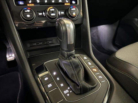 Volkswagen Tiguan 1.5 TSI R-Line Black Edition Pano Virtual Trekh. NAP