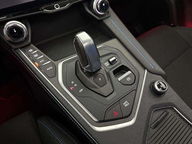 Lynk & Co 01 1.5 262PK Hybride Pano LED ACC Sfeer 360Camera Memory Carplay Clima Navi Virtual PDC 20"LMV