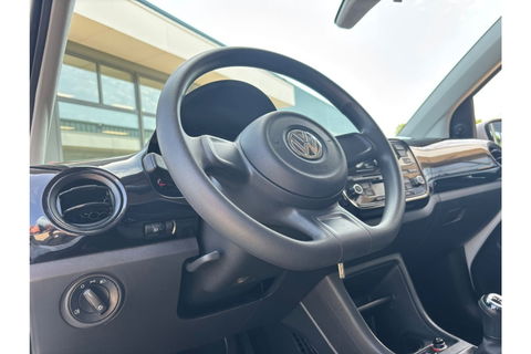 Volkswagen up! 1.0 MOVE UP! AIRCO.
