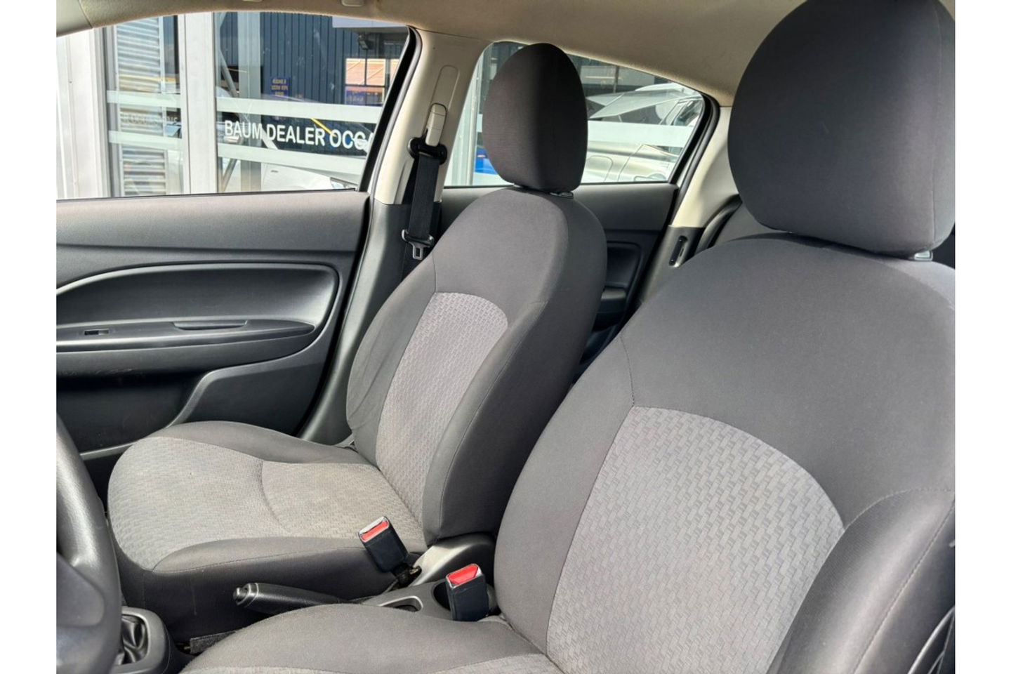 Mitsubishi Space Star 1.0 COOL+ SOUND AIRCO USB.
