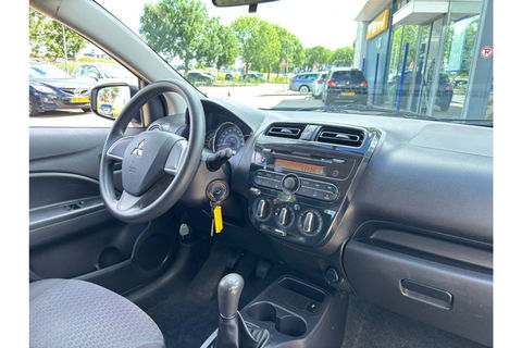 Mitsubishi Space Star 1.0 COOL+ SOUND AIRCO USB.