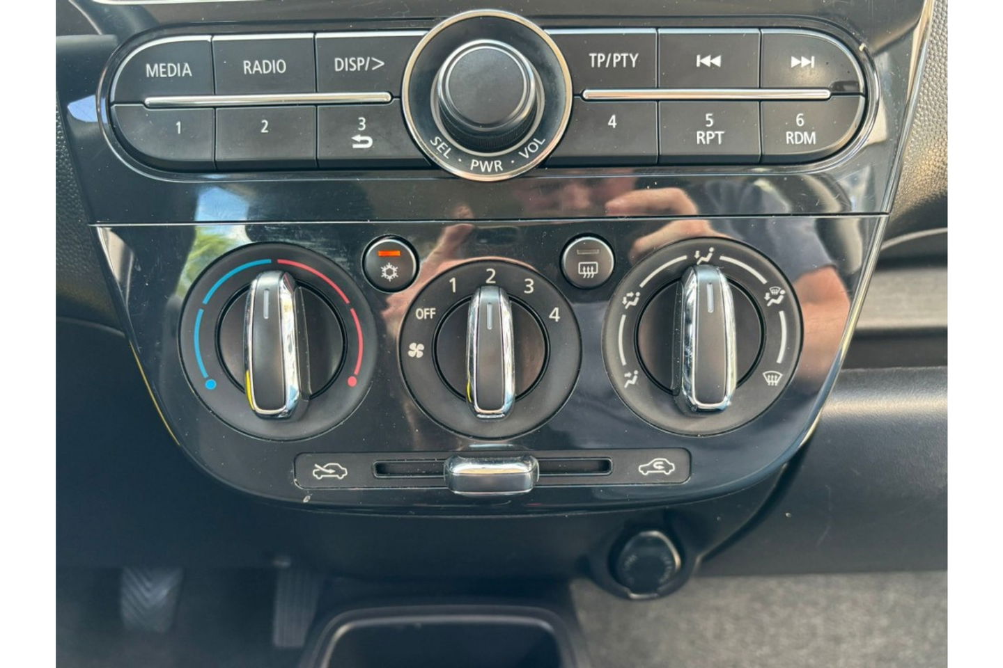 Mitsubishi Space Star 1.0 COOL+ SOUND AIRCO USB.