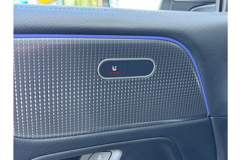 Mercedes-Benz GLB-Klasse 180 BUSINESS SOLUTION AIRCO LEER NAVI PDC-CAMERA AMBIENT LIGHT.