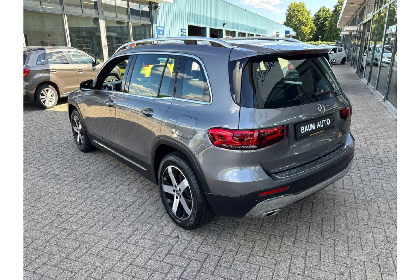 Mercedes-Benz GLB-Klasse 180 BUSINESS SOLUTION AIRCO LEER NAVI PDC-CAMERA AMBIENT LIGHT.