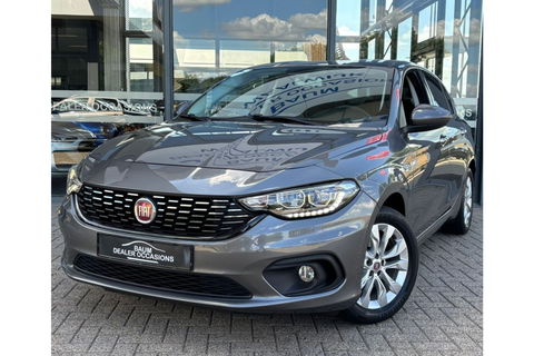 Fiat Tipo 1.4 LOUNGE AIRCO-ECC NAVI PDC-CAMERA CRUISE.