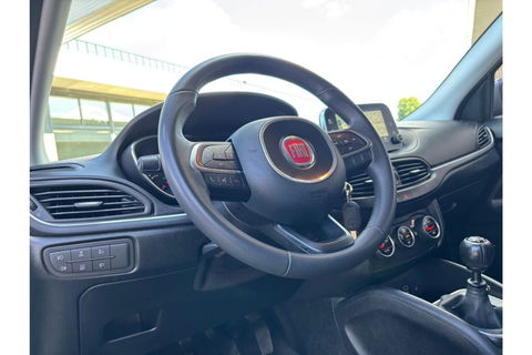 Fiat Tipo 1.4 LOUNGE AIRCO-ECC NAVI PDC-CAMERA CRUISE.