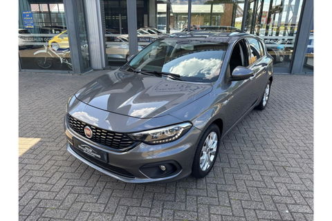 Fiat Tipo 1.4 LOUNGE AIRCO-ECC NAVI PDC-CAMERA CRUISE.