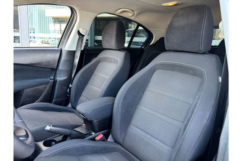 Fiat Tipo 1.4 LOUNGE AIRCO-ECC NAVI PDC-CAMERA CRUISE.