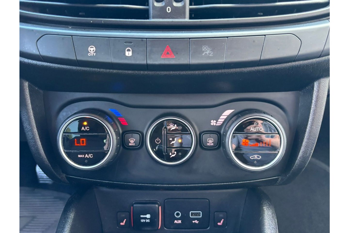 Fiat Tipo 1.4 LOUNGE AIRCO-ECC NAVI PDC-CAMERA CRUISE.