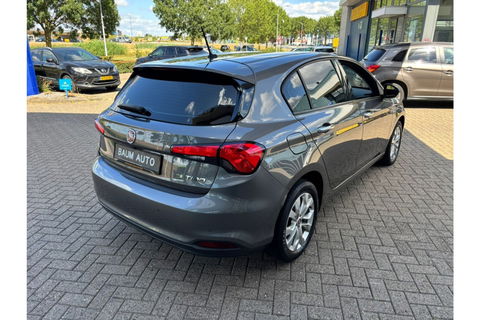 Fiat Tipo 1.4 LOUNGE AIRCO-ECC NAVI PDC-CAMERA CRUISE.