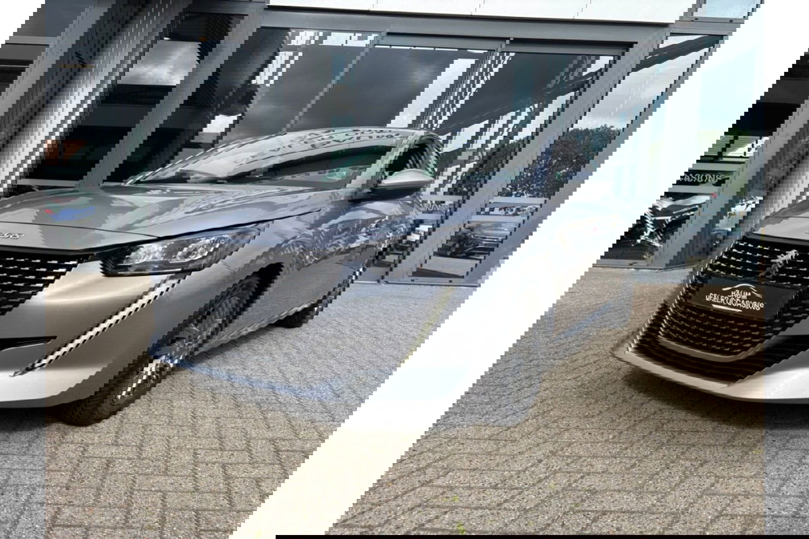 Peugeot 208 1.2 PURETECH ACTIVE AIRCO NAVI PDC CRUISE.