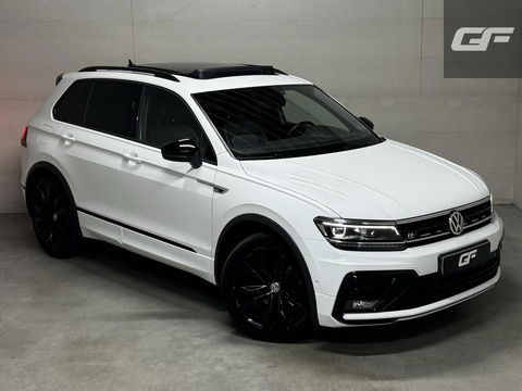 Volkswagen Tiguan 1.5 TSI R-Line Black Edition Pano Virtual Trekh. NAP
