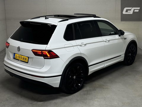 Volkswagen Tiguan 1.5 TSI R-Line Black Edition Pano Virtual Trekh. NAP