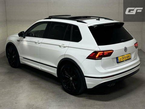 Volkswagen Tiguan 1.5 TSI R-Line Black Edition Pano Virtual Trekh. NAP