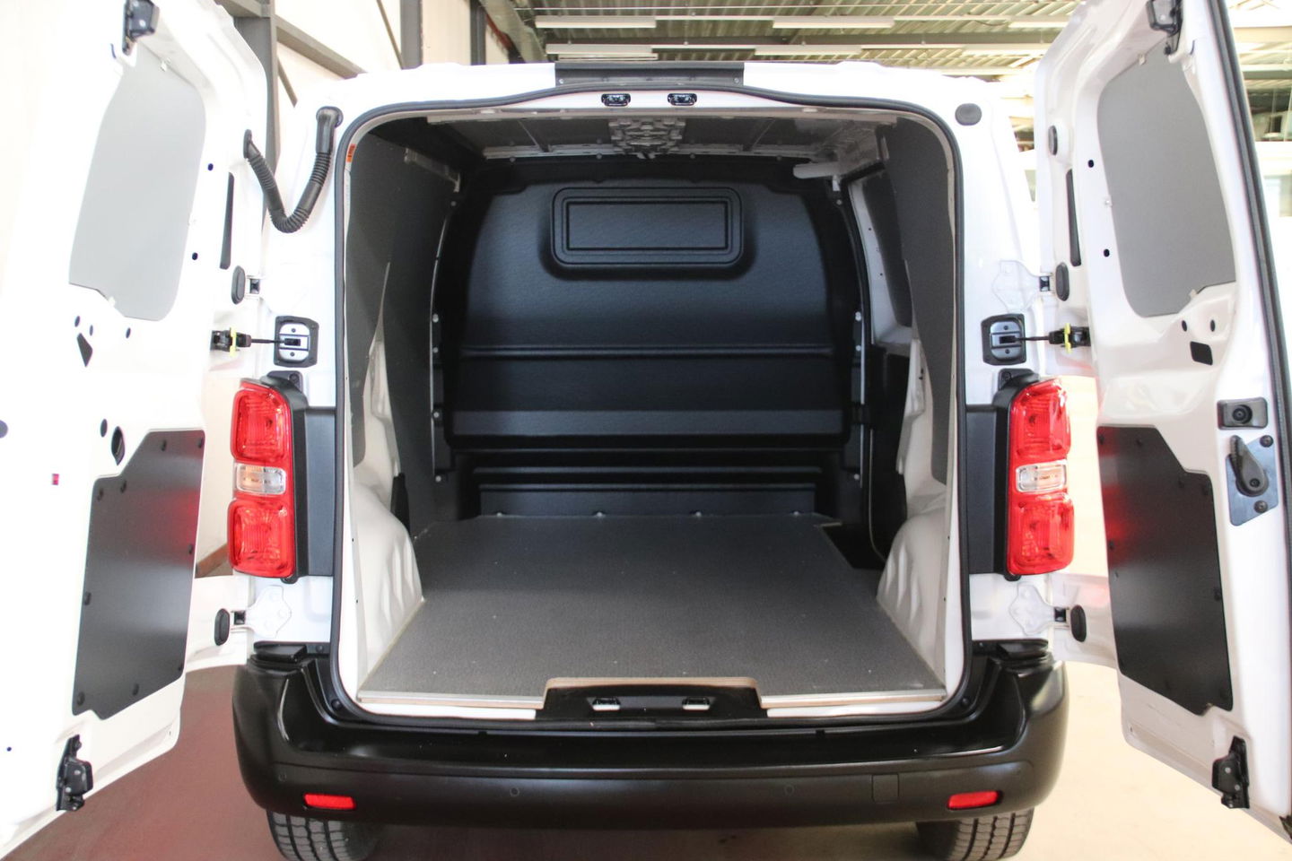 Toyota ProAce Worker 2.0 D-4D Live