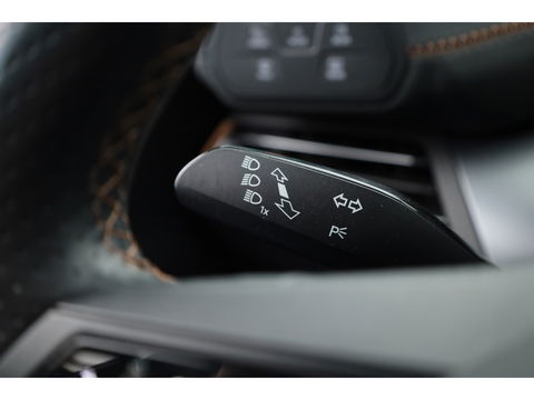 CUPRA Born 62 kWh | Pano | HUD | Massage | 360cam | Stoel- Stuurverw | Adapt. Cruise