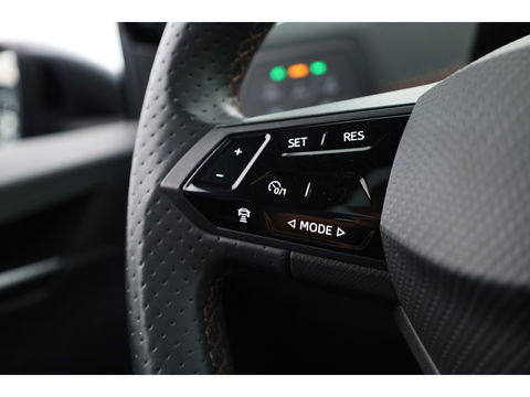 CUPRA Born 62 kWh | Pano | HUD | Massage | 360cam | Stoel- Stuurverw | Adapt. Cruise