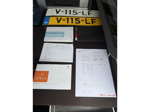 Citroën Berlingo 1.6 BlueHDI 100 pk automaat bott inrichting