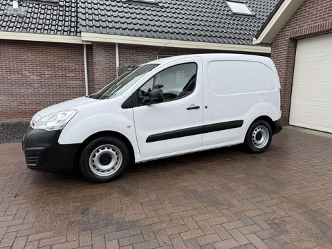Citroën Berlingo 1.6 BlueHDI 100 pk automaat bott inrichting