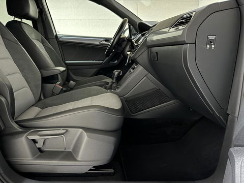 Volkswagen Tiguan 1.5 TSI ACT 2x R-Line Pano Virtual ACC NAP
