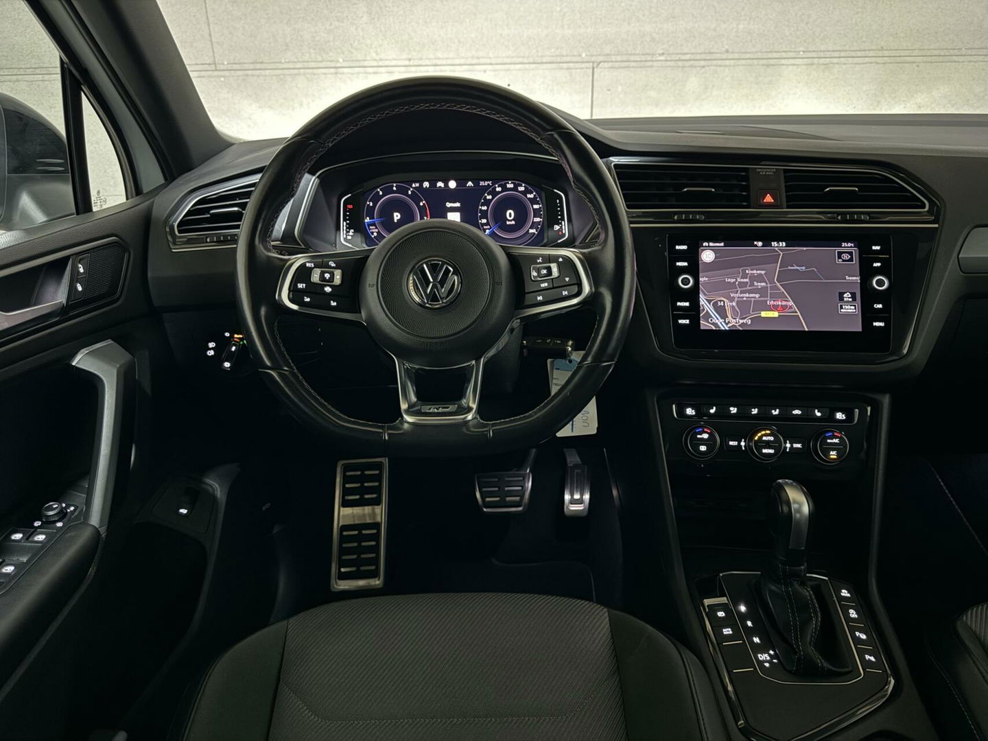 Volkswagen Tiguan 1.5 TSI ACT 2x R-Line Pano Virtual ACC NAP