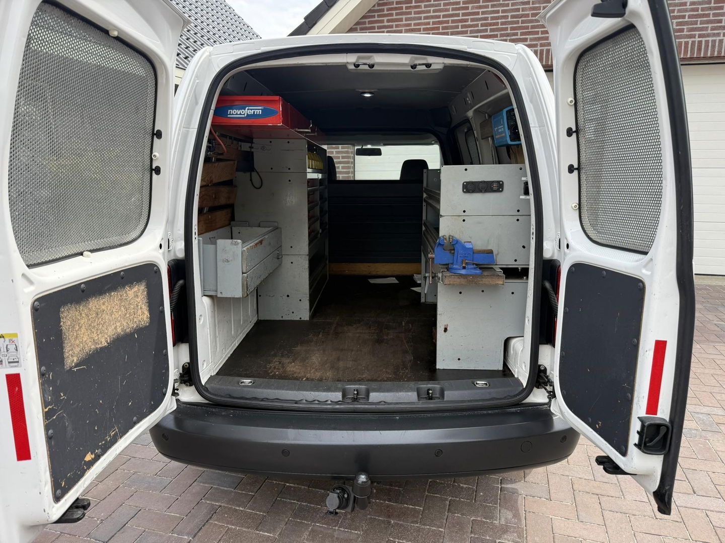 Volkswagen Caddy 1.6 TDI Maxi BMT Trekhaak omvormer serviceauto