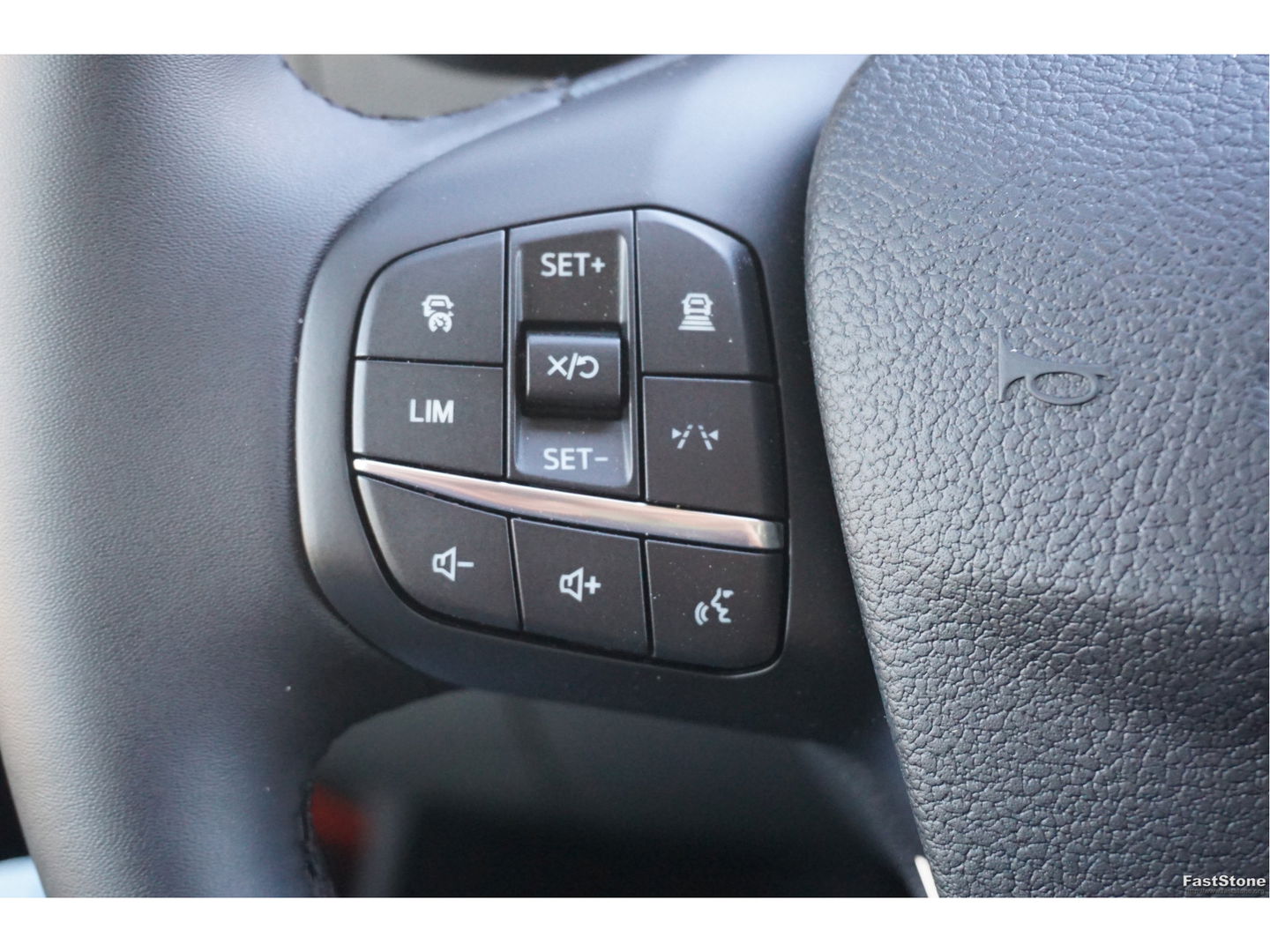 Ford Transit 350L 165PK Bakwagen BPM VRIJ Navi, Camera,  ACC, Lat om Lat, Dhollandia 1000KG Klep NR. A07*