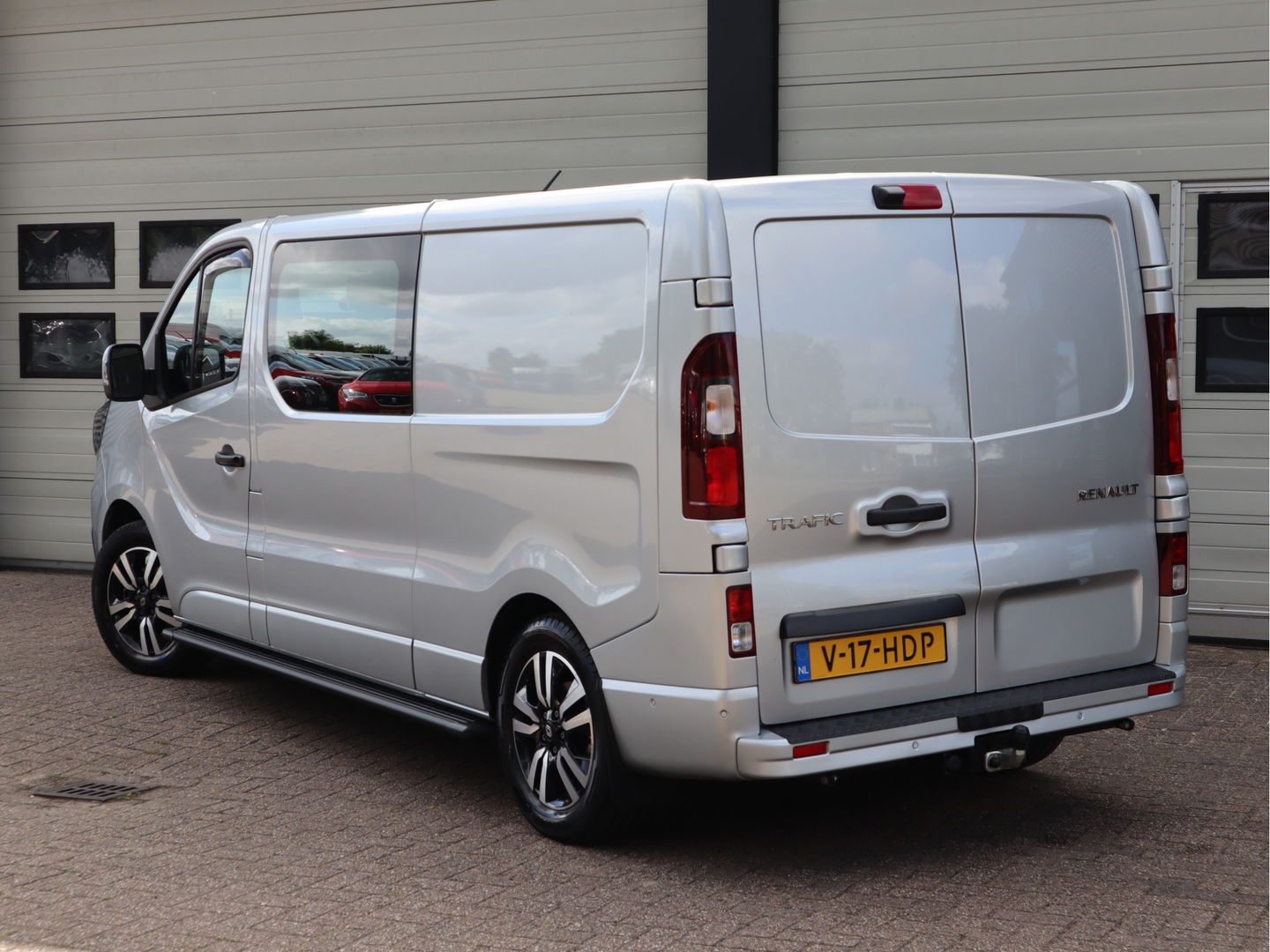 Renault Trafic 2.0 Blue dCi 170 pk T29 L2 Lang - DC 6 Persoons - Trekhaak - Rijklaar