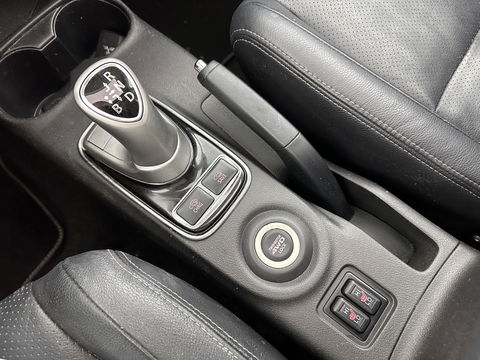 Mitsubishi Outlander 2.0 PHEV Instyle AUT. * PANO | NAVI-FULLMAP | KEYLESS | CAMERA | CLIMA | TREKHAAK | SHIFT-PADELS | LEER | 18'' LM*