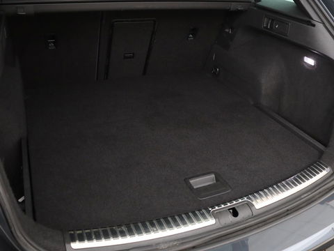 SEAT Leon 1.5 TSI FR Business Intens | Panoramadak | Full LED | Sfeerverlichting | Caplay | Navigatie | Sportstoelen | Keyless | Climate control