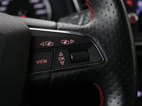 SEAT Leon 1.5 TSI FR Business Intens | Panoramadak | Full LED | Sfeerverlichting | Caplay | Navigatie | Sportstoelen | Keyless | Climate control