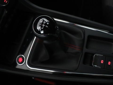SEAT Leon 1.5 TSI FR Business Intens | Panoramadak | Full LED | Sfeerverlichting | Caplay | Navigatie | Sportstoelen | Keyless | Climate control