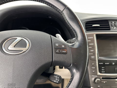 Lexus IS Cabriolet 250C Luxury AUT. * LUXURY-LEATHER | NAVI-FULLMAP | KEYLESS | PDC | SHIFT-PADDLES | CRUISE | ECC | HEATED-SEATS | CAMERA | AIRSCARF | 18''ALU *