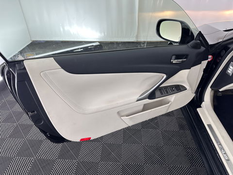Lexus IS Cabriolet 250C Luxury AUT. * LUXURY-LEATHER | NAVI-FULLMAP | KEYLESS | PDC | SHIFT-PADDLES | CRUISE | ECC | HEATED-SEATS | CAMERA | AIRSCARF | 18''ALU *