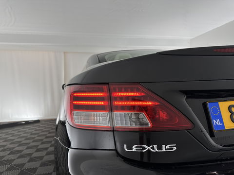 Lexus IS Cabriolet 250C Luxury AUT. * LUXURY-LEATHER | NAVI-FULLMAP | KEYLESS | PDC | SHIFT-PADDLES | CRUISE | ECC | HEATED-SEATS | CAMERA | AIRSCARF | 18''ALU *