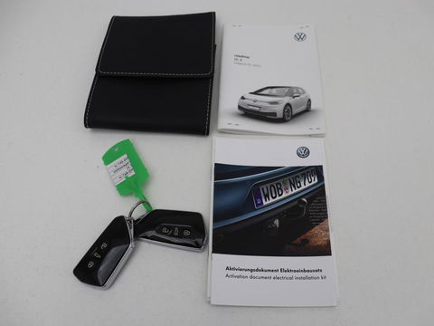 Volkswagen ID.3 First 58 kWh | Stoel & stuurverwarming | Carplay | Trekhaak | Adaptive cruise | Full LED | Navigatie | Parkeerhulp | Climate control