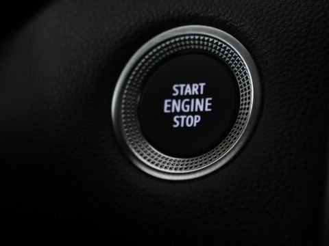 Renault Captur 1.0 TCe Intens | Trekhaak | Camera | Carplay | Climate control | Keyless | Full LED | Cruise control | Bluetooth | Getint glas