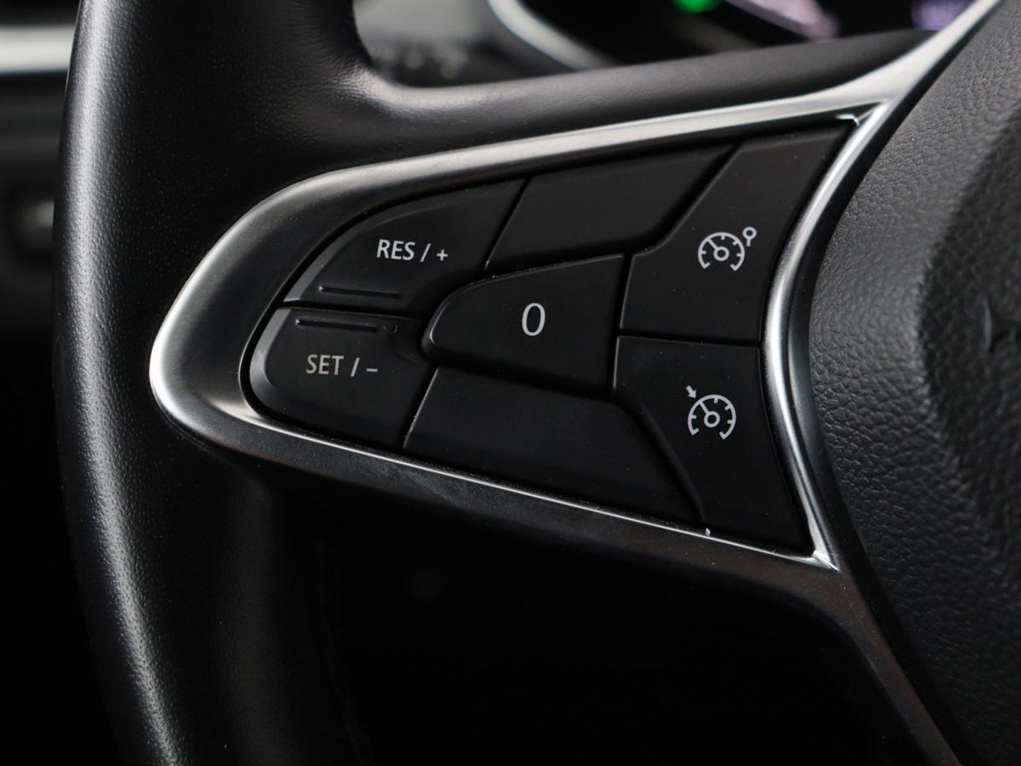 Renault Captur 1.0 TCe Intens | Trekhaak | Camera | Carplay | Climate control | Keyless | Full LED | Cruise control | Bluetooth | Getint glas