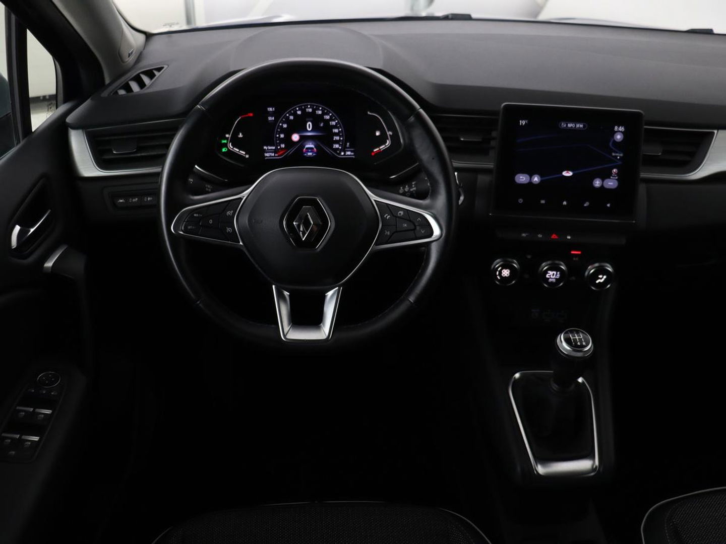 Renault Captur 1.0 TCe Intens | Trekhaak | Camera | Carplay | Climate control | Keyless | Full LED | Cruise control | Bluetooth | Getint glas