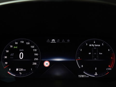 Renault Captur 1.3 TCe Intens | 140pk | Trekhaak | Camera | Navigatie | Half leder | Climate control | Keyless | Cruise control | Full LED