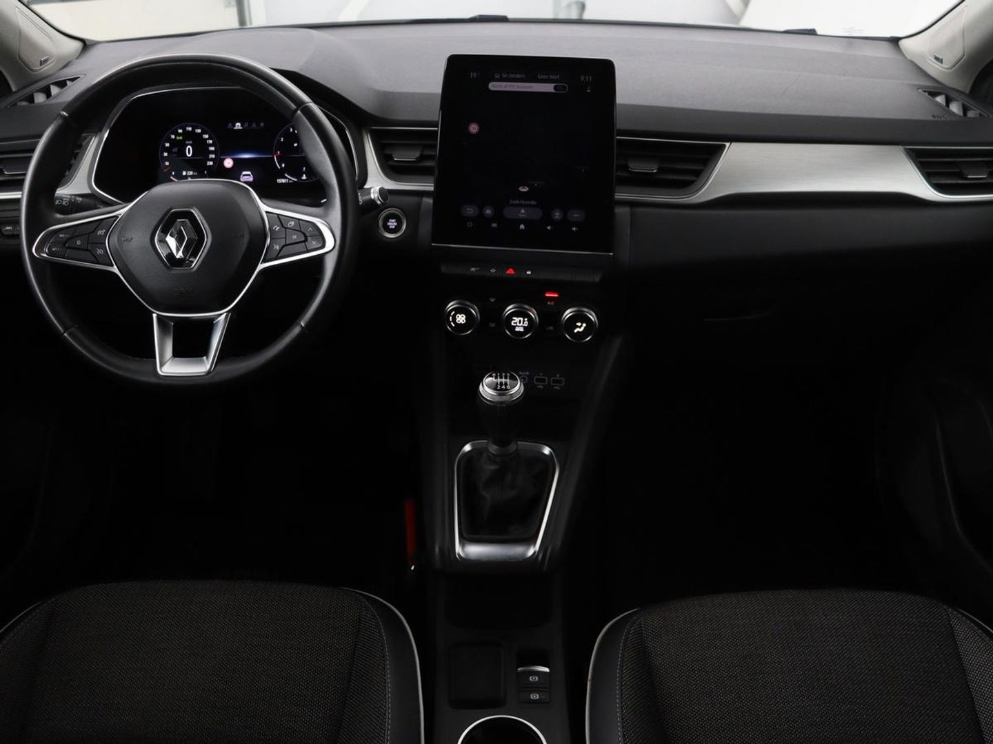 Renault Captur 1.3 TCe Intens | 140pk | Trekhaak | Camera | Navigatie | Half leder | Climate control | Keyless | Cruise control | Full LED