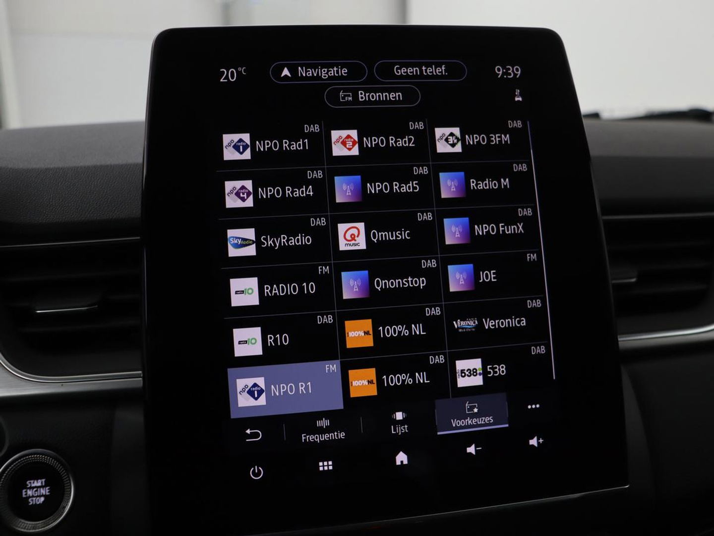 Renault Captur 1.3 TCe Edition One | 154pk | Automaat | Trekhaak | Camera | Half leder | Carplay | BOSE Sound | Full LED | Navigatie | Climate control