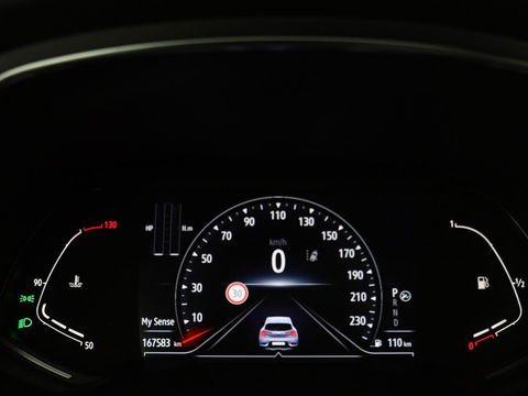 Renault Captur 1.3 TCe Edition One | 154pk | Automaat | Trekhaak | Camera | Half leder | Carplay | BOSE Sound | Full LED | Navigatie | Climate control