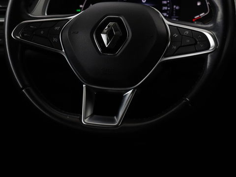 Renault Captur 1.3 TCe Edition One | 154pk | Automaat | Trekhaak | Camera | Half leder | Carplay | BOSE Sound | Full LED | Navigatie | Climate control
