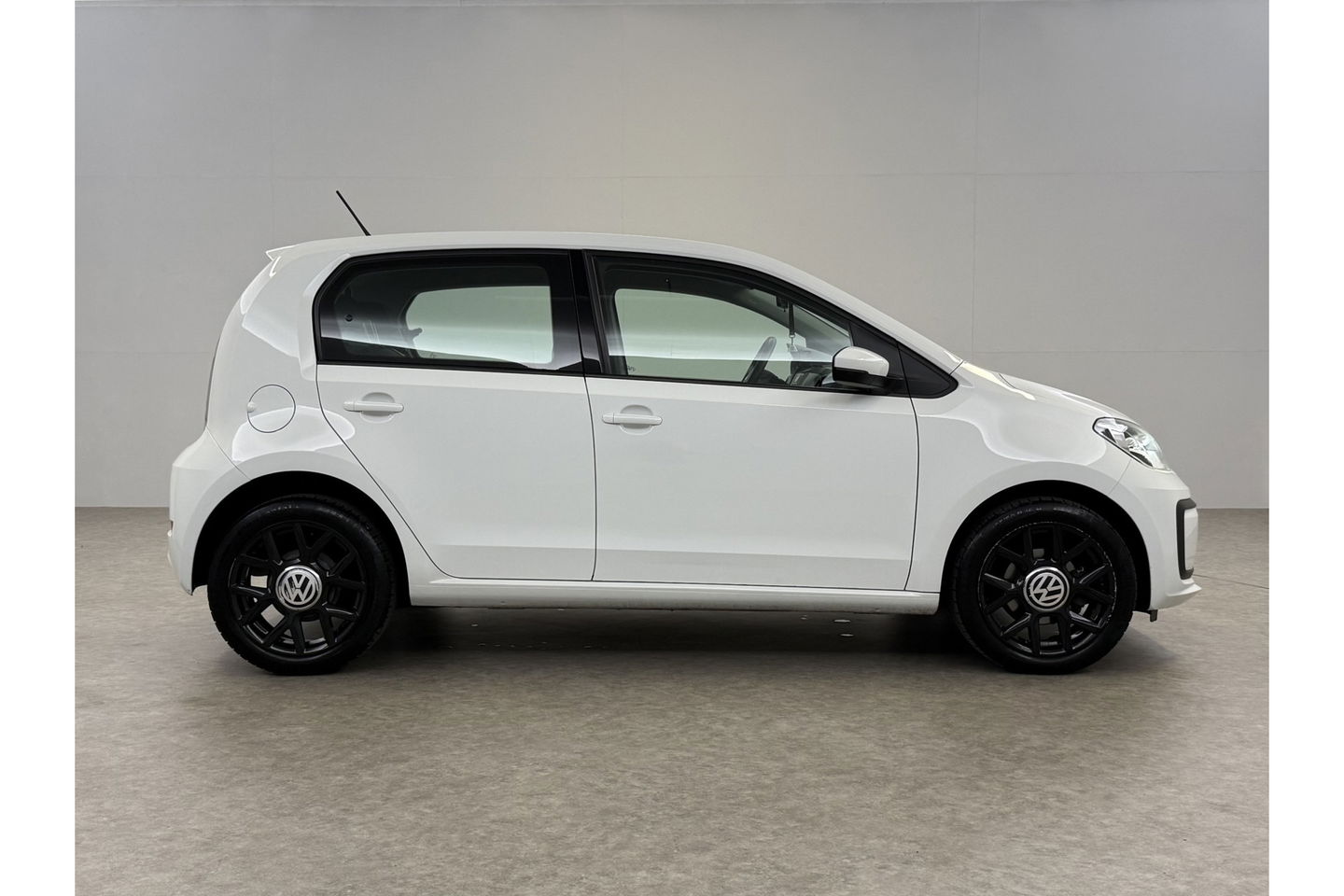 Volkswagen up! 1.0 BMT move up! Clima Cruise Camera LED PDC