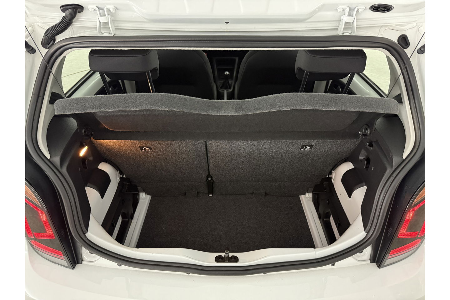 Volkswagen up! 1.0 BMT move up! Clima Cruise Camera LED PDC
