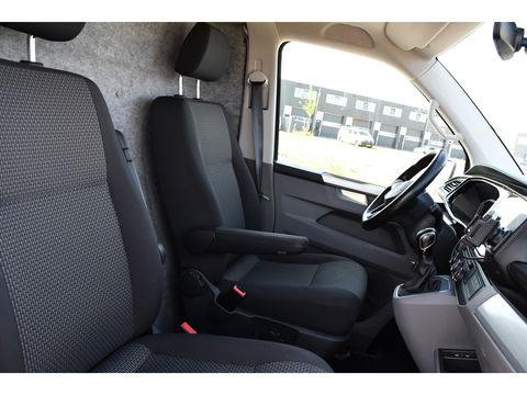 Volkswagen Transporter 2.0 TDI L1H1 32 Bulli Virtual, Adaptieve Cruise, Camera, Carplay, 150PK, LED, 2 x Schuifdeur, NAVI, Uniek!