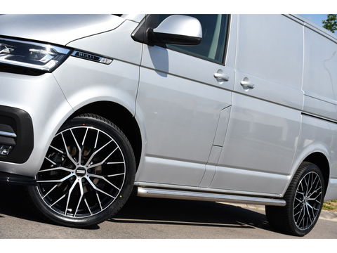 Volkswagen Transporter 2.0 TDI L1H1 32 Bulli Virtual, Adaptieve Cruise, Camera, Carplay, 150PK, LED, 2 x Schuifdeur, NAVI, Uniek!