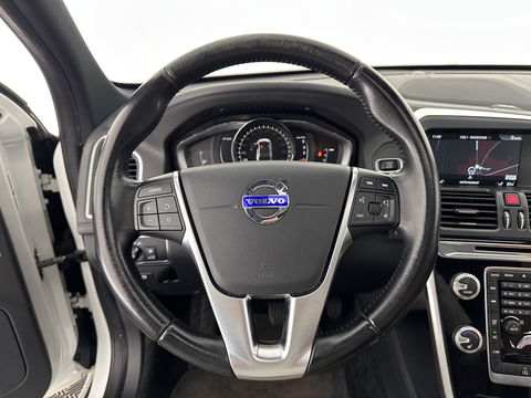 Volvo XC60 2.0 D4 FWD Nordic+ AUT. * PANO | NAVI-FULLMAP | ECC | CRUISE | CAMERA | PDC | LEER *